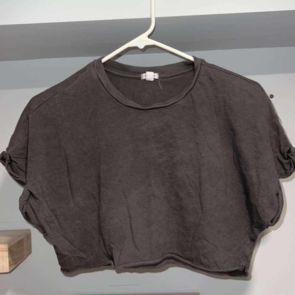 Garage gray crop top‎ t shirt